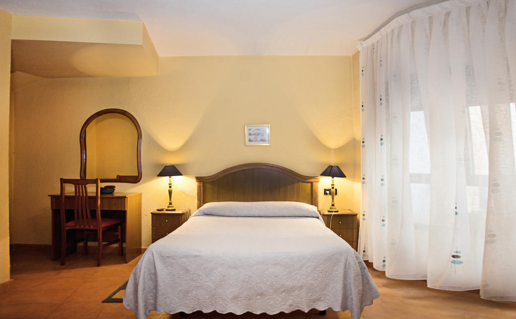 Hostal Guzman El Bueno By Gaiarooms León Oda fotoğraf