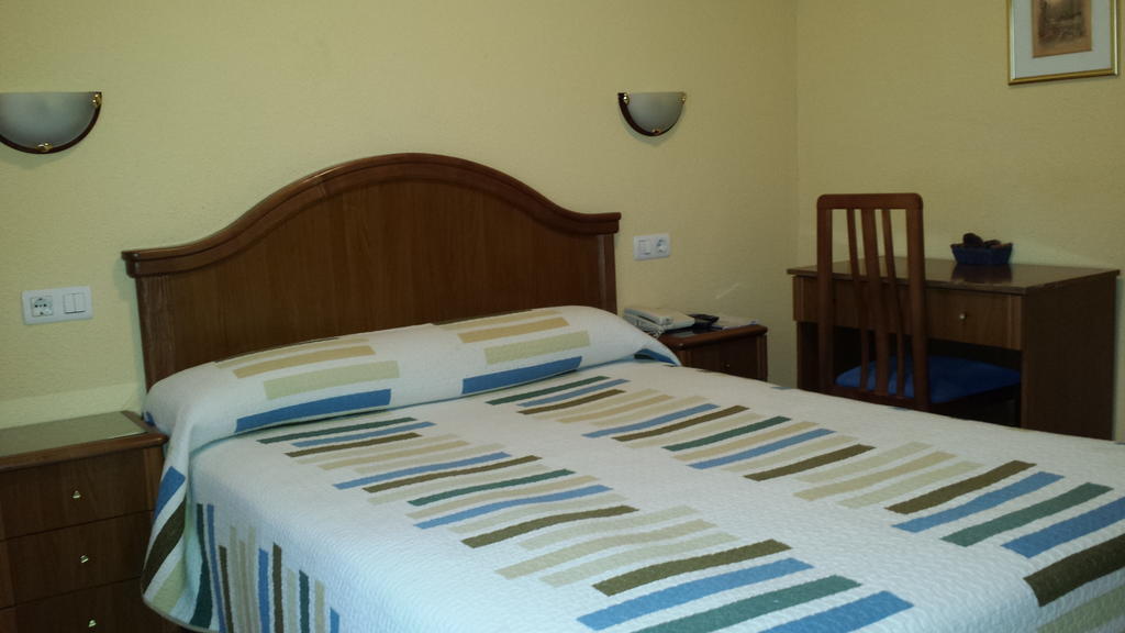 Hostal Guzman El Bueno By Gaiarooms León Oda fotoğraf