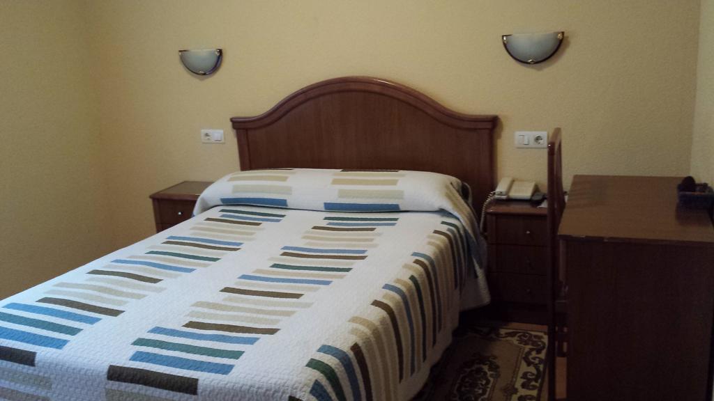 Hostal Guzman El Bueno By Gaiarooms León Oda fotoğraf